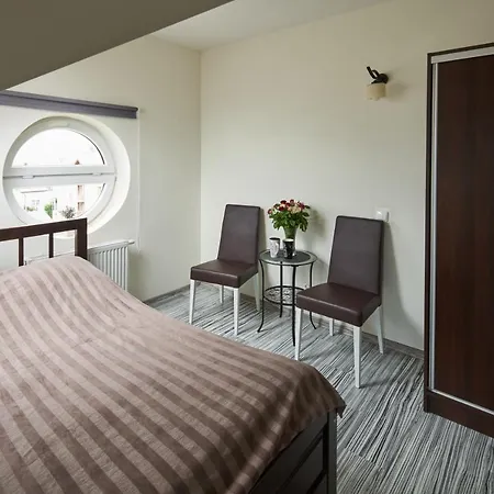 Δωμάτια σε οικογενειακή κατοικία Gracja *